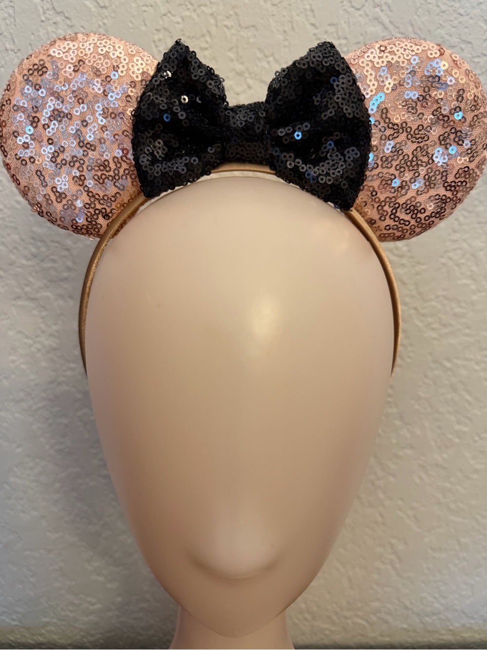 Minnie Mouse Sequined Ear Headband Pink with Black Bow Satin NWOT